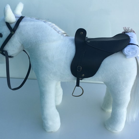 Brand new premium pony toy with brush, hair clip and blanket - Picture 3 of 3